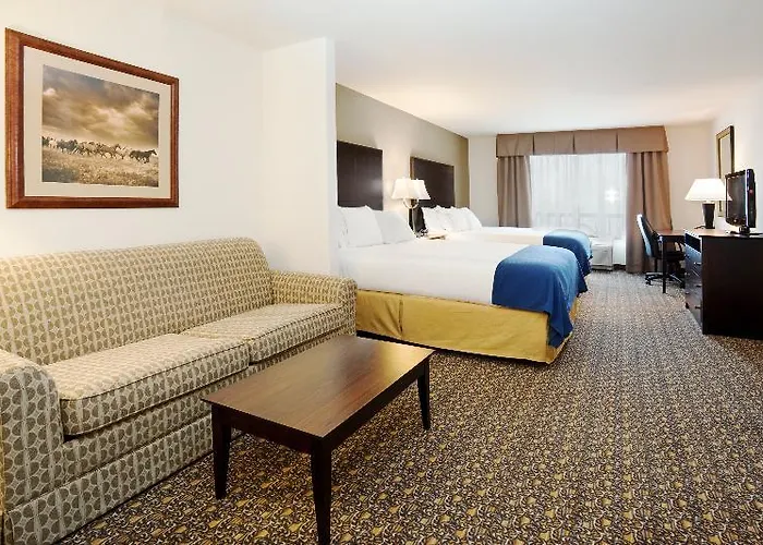 Express & By Ihg