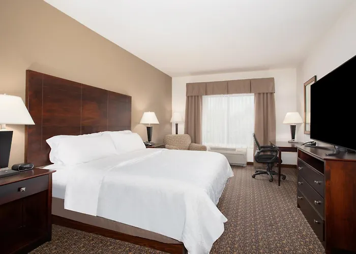 Express & By Ihg Lander
