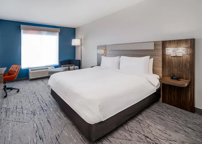 Hotel Express & By Ihg